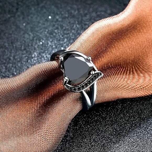 Heart Cubic Zirconia Promise Ring for Women - Black Zirconia with Black Ring - Picture 4 of 5